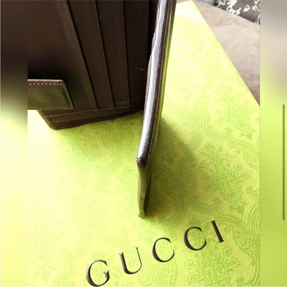 Gucci EUC chocolate color mens (unisex) wallet, 8 cardholders, cash, pocket - Picture 3 of 14